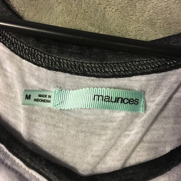 Maurice’s simple T shirt - Picture 2 of 2